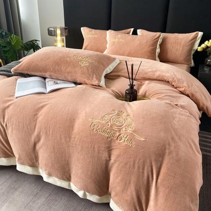 91家纺网 家纺一手货源 找家纺 铠畅 2022年新款冬季爆款牛奶绒绒四件套 皇冠-橘