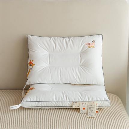 91家纺网 家纺一手货源 找家纺 （总）麦肯锡 2022豆本熊优迪诺抗菌学生款40*60枕芯