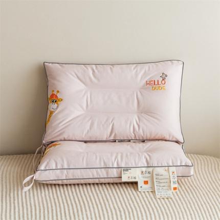 91家纺网 家纺一手货源 找家纺 （总）麦肯锡 2022豆本熊优迪诺抗菌学生款40*60枕芯