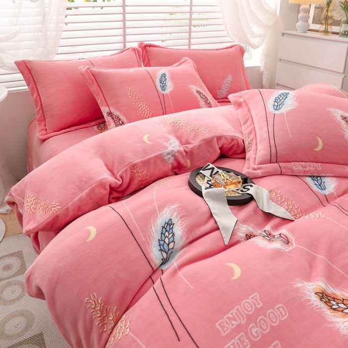 91家纺网 家纺一手货源 找家纺 优姿2022新款9斤重牛奶棉床裙款四件套 风吹麦浪