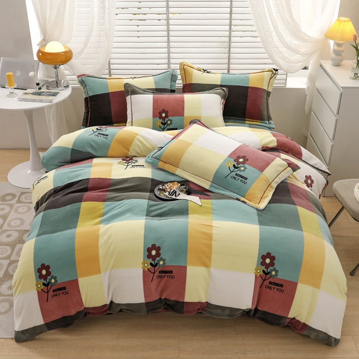 91家纺网 家纺一手货源 找家纺 优姿2022新款9斤重牛奶棉床裙款四件套 恋爱小菊花