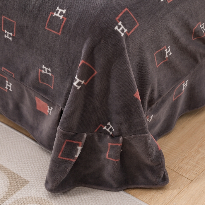 91家纺网 家纺一手货源 找家纺 优姿2022新款9斤重牛奶棉床裙款四件套 西雅图-红