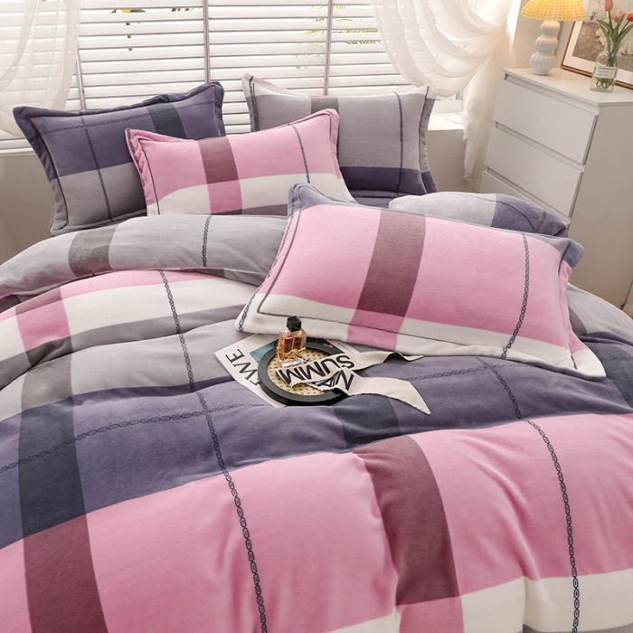 91家纺网 家纺一手货源 找家纺 优姿2022新款9斤重牛奶棉床裙款四件套 小时光-粉