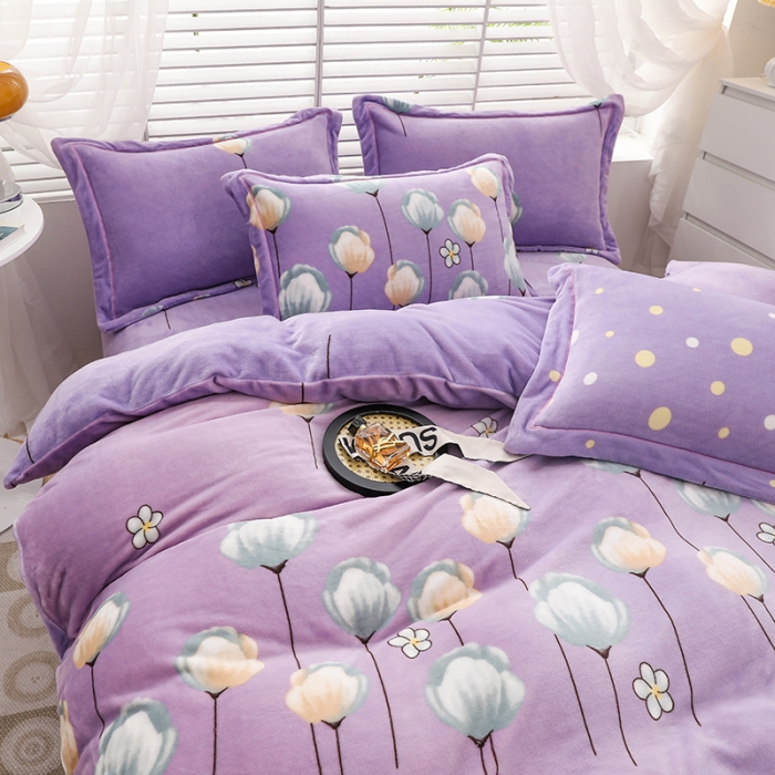 91家纺网 家纺一手货源 找家纺 优姿2022新款9斤重牛奶棉床裙款四件套 郁金花香-紫