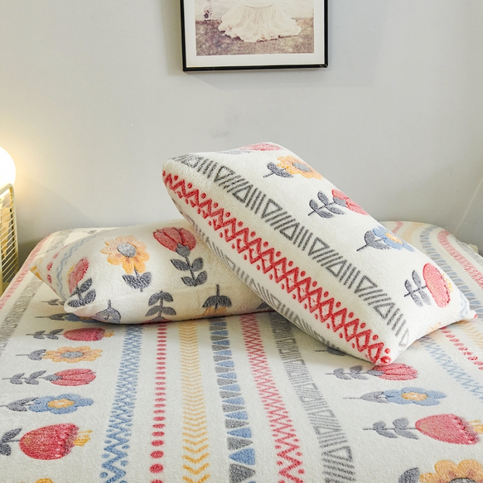 91家纺网 家纺一手货源 找家纺 被多多 2022新款3D立体高克重雪花绒印花床笠 波西米亚