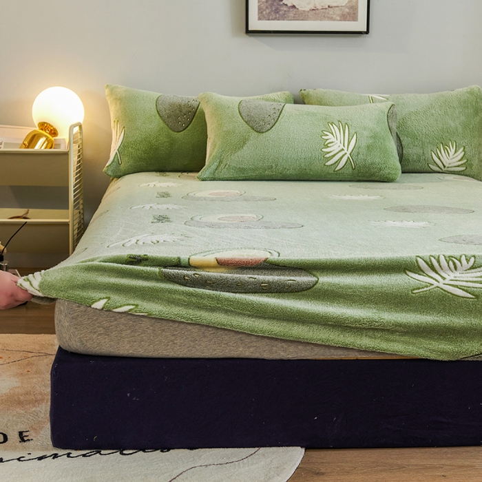 91家纺网 家纺一手货源 找家纺 被多多 2022新款3D立体高克重雪花绒印花床笠 牛油果