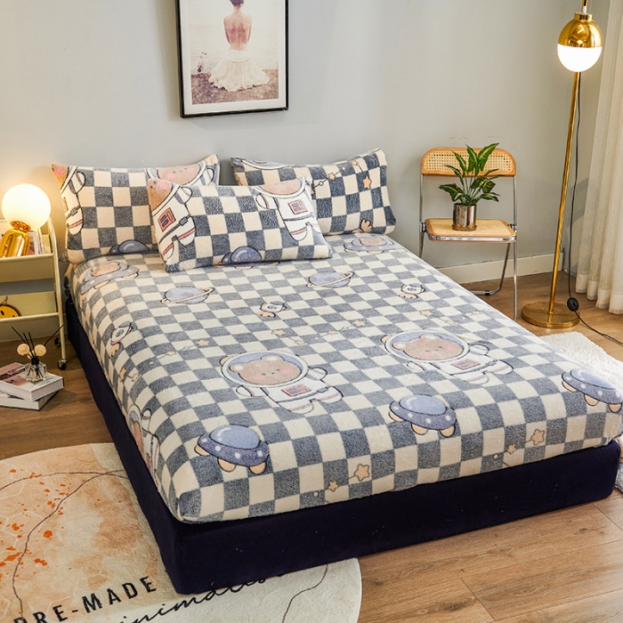 91家纺网 家纺一手货源 找家纺 被多多 2022新款3D立体高克重雪花绒印花床笠 太空漫游