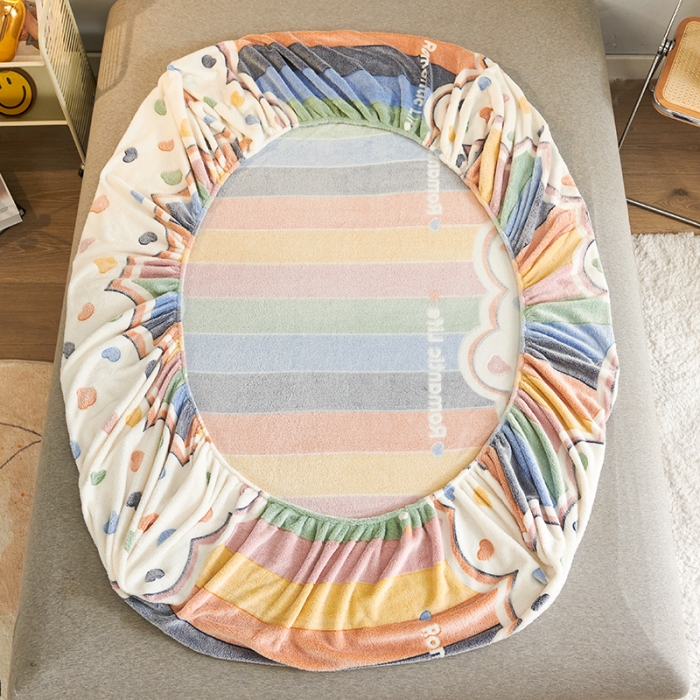 91家纺网 家纺一手货源 找家纺 被多多 2022新款3D立体高克重雪花绒印花床笠 爱心彩虹