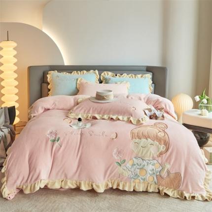 91家纺网 家纺一手货源 找家纺 总名品优仓2022新款230g牛奶绒刺绣贴布绣四件套可爱的你