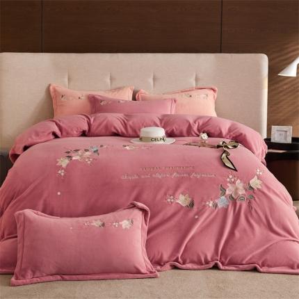 91家纺网 家纺一手货源 找家纺 （总）名品优仓2022新款牛奶绒刺绣四件套-春暖花开