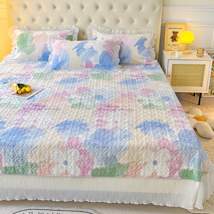 91家纺网 家纺一手货源 找家纺 澳梵  2022新款牛奶绒印花床盖三件套四件套 幻境