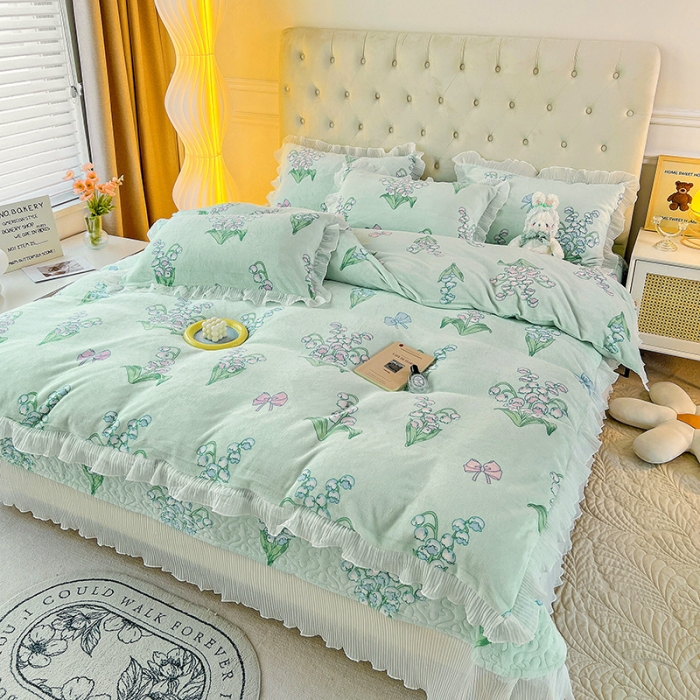 91家纺网 家纺一手货源 找家纺 澳梵  2022新款牛奶绒印花床盖三件套四件套 蓝铃花