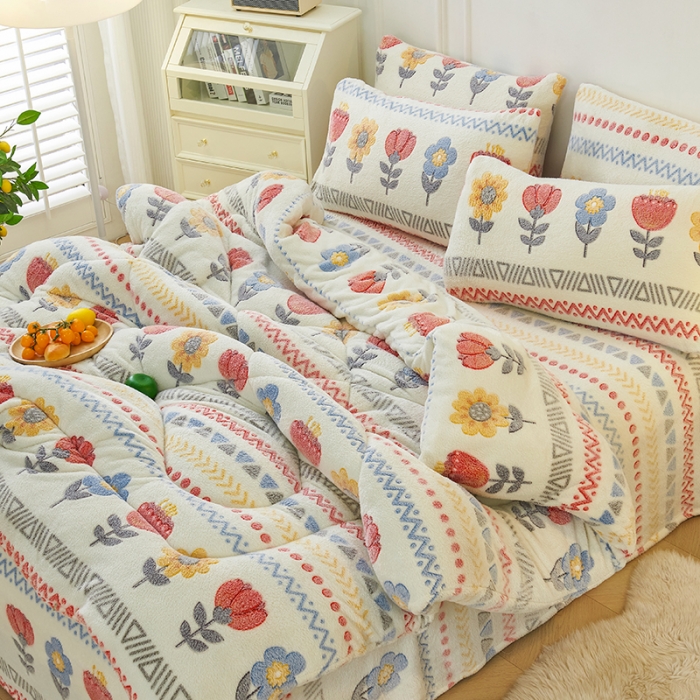 91家纺网 家纺一手货源 找家纺 被多多 2022新款高克重双面雪花绒印花冬被 波西米亚