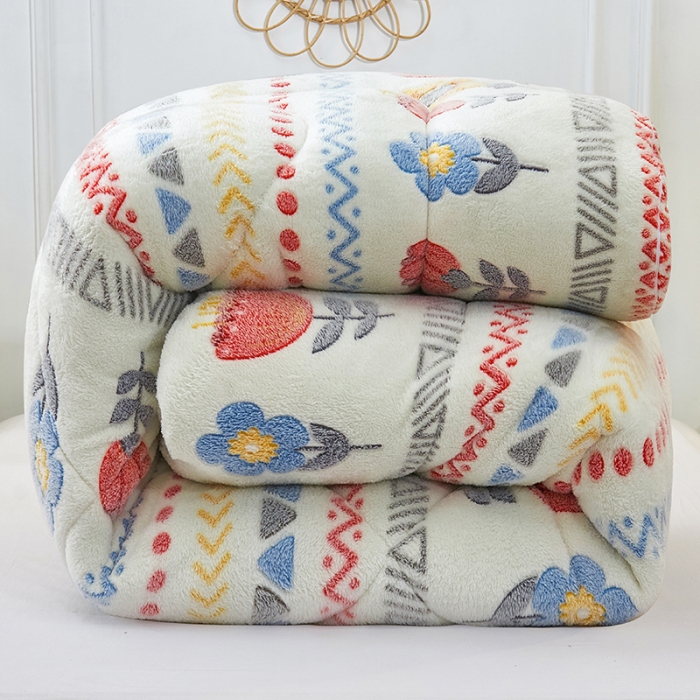 91家纺网 家纺一手货源 找家纺 被多多 2022新款高克重双面雪花绒印花冬被 波西米亚