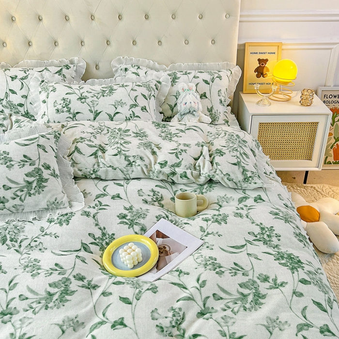 91家纺网 家纺一手货源 找家纺 澳梵  2022新款牛奶绒印花床盖三件套四件套 绿野仙踪