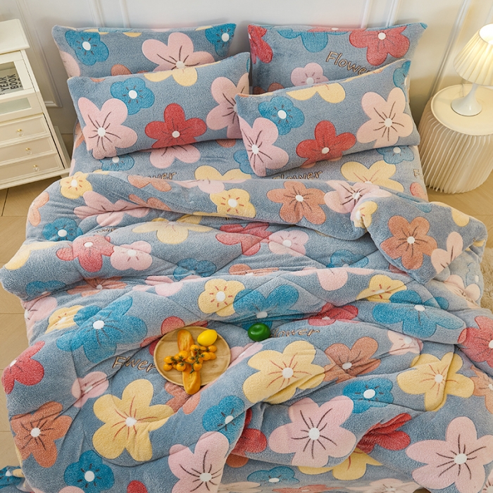 91家纺网 家纺一手货源 找家纺 被多多 2022新款高克重双面雪花绒印花冬被 蔓蔓花舞