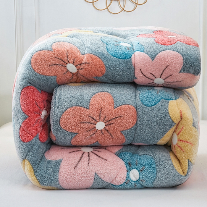 91家纺网 家纺一手货源 找家纺 被多多 2022新款高克重双面雪花绒印花冬被 蔓蔓花舞