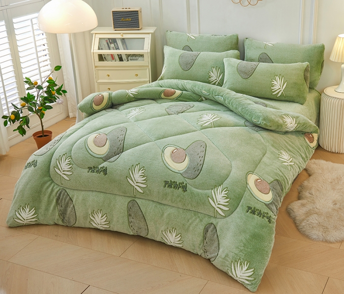 91家纺网 家纺一手货源 找家纺 被多多 2022新款高克重双面雪花绒印花冬被 牛油果