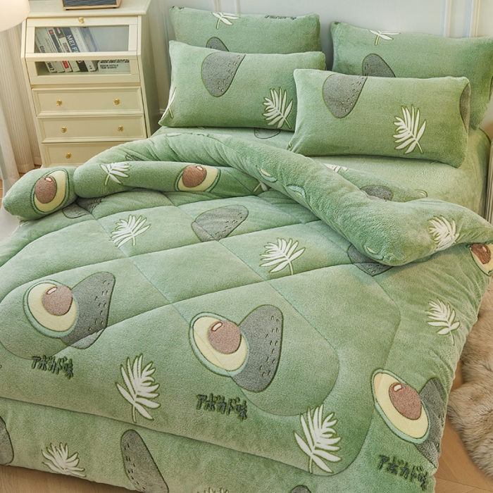 91家纺网 家纺一手货源 找家纺 被多多 2022新款高克重双面雪花绒印花冬被 牛油果