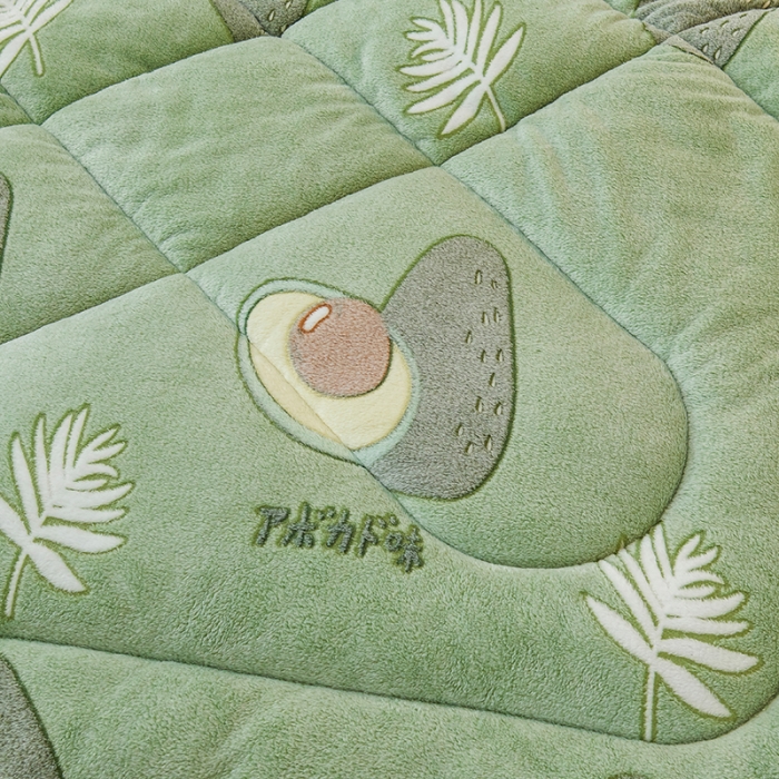 91家纺网 家纺一手货源 找家纺 被多多 2022新款高克重双面雪花绒印花冬被 牛油果