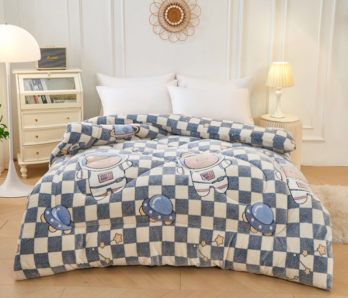 91家纺网 家纺一手货源 找家纺 被多多 2022新款高克重双面雪花绒印花冬被 太空漫游