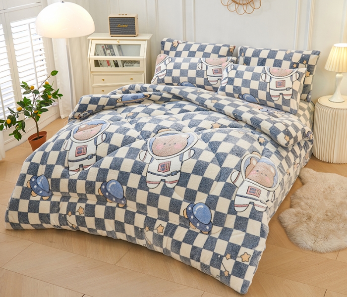 91家纺网 家纺一手货源 找家纺 被多多 2022新款高克重双面雪花绒印花冬被 太空漫游