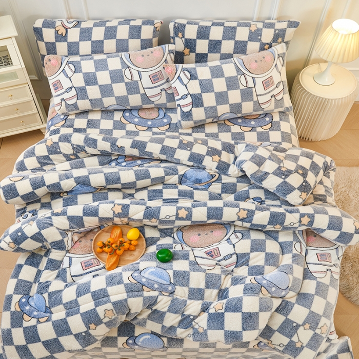 91家纺网 家纺一手货源 找家纺 被多多 2022新款高克重双面雪花绒印花冬被 太空漫游