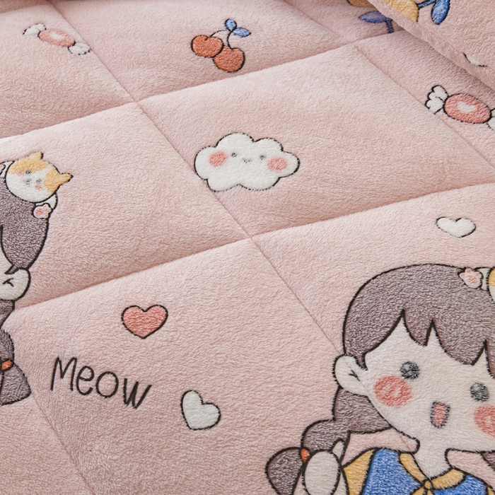 91家纺网 家纺一手货源 找家纺 被多多 2022新款高克重双面雪花绒印花冬被 樱桃女孩