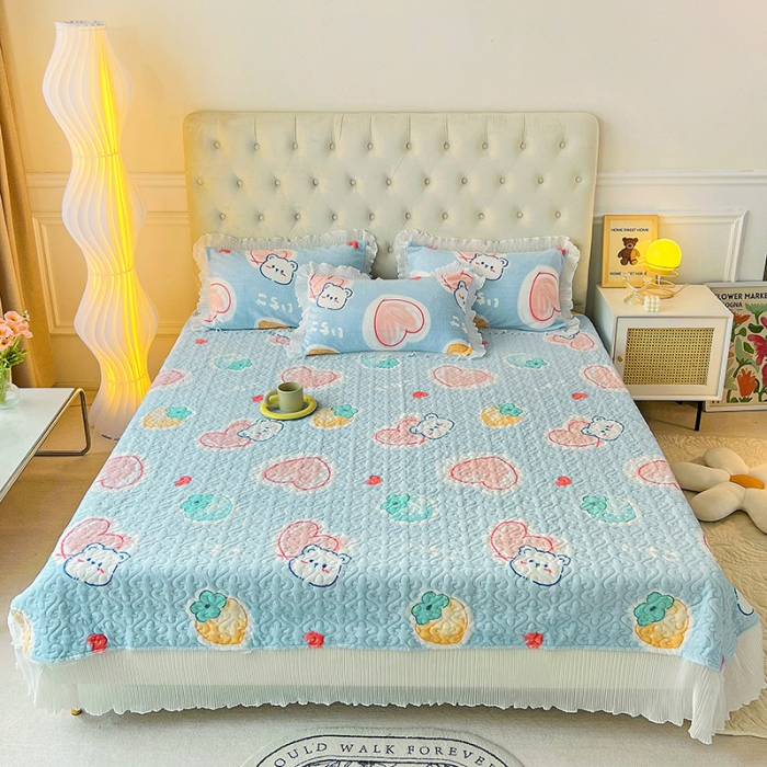 91家纺网 家纺一手货源 找家纺 澳梵  2022新款牛奶绒印花床盖三件套四件套 心心熊