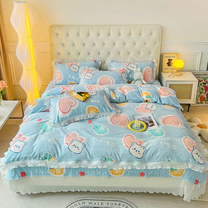 91家纺网 家纺一手货源 找家纺 澳梵  2022新款牛奶绒印花床盖三件套四件套 心心熊