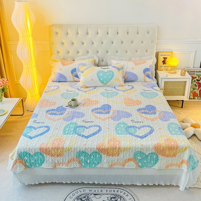 91家纺网 家纺一手货源 找家纺 澳梵  2022新款牛奶绒印花床盖三件套四件套 心形圈