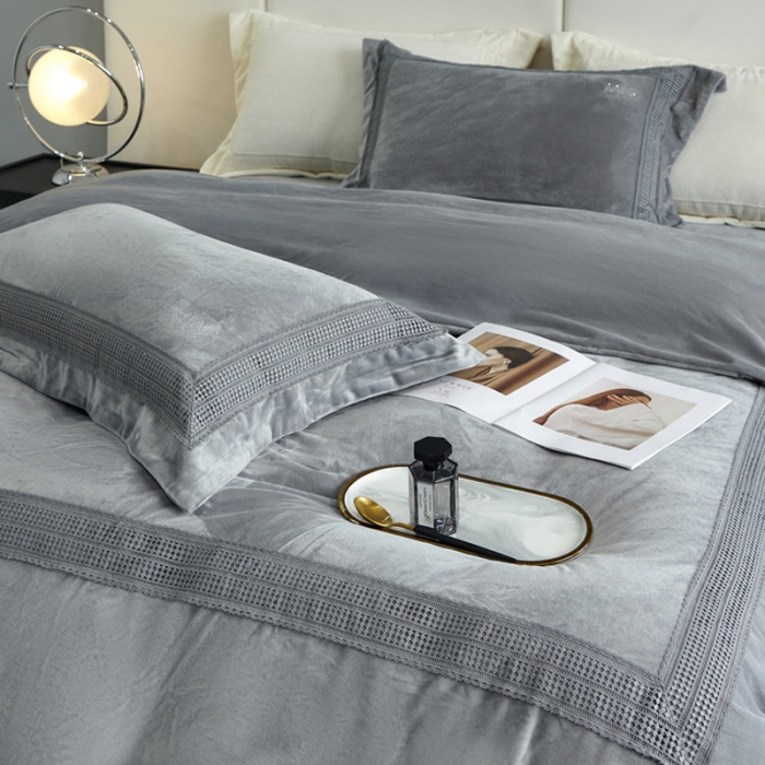 91家纺网 家纺一手货源 找家纺 2023新款TS简尚时尚婴肤绒四件套 简尚 绅士灰