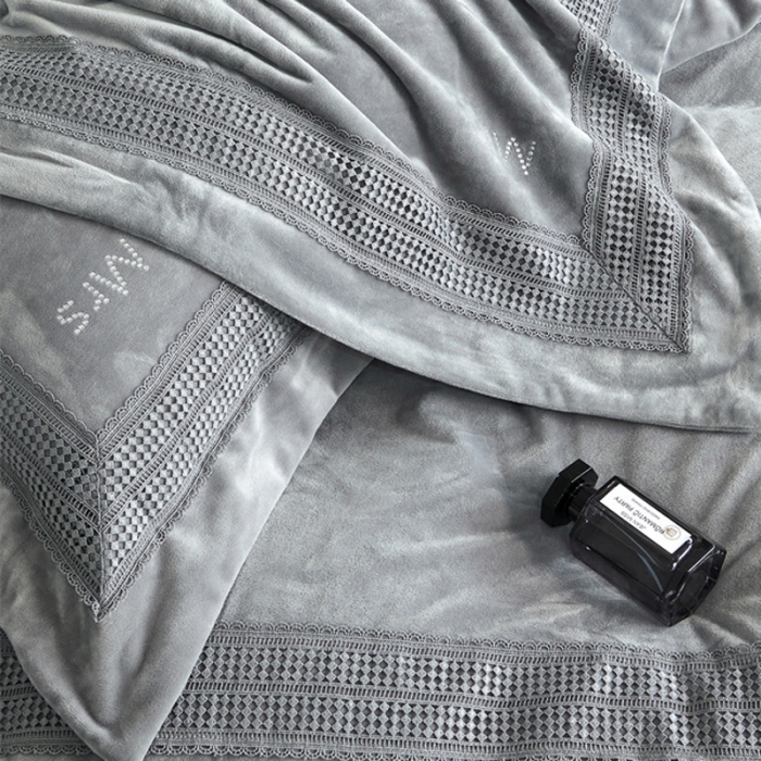 91家纺网 家纺一手货源 找家纺 2023新款TS简尚时尚婴肤绒四件套 简尚 绅士灰