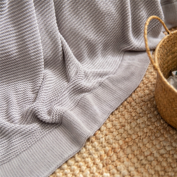 91家纺网 家纺一手货源 找家纺 暖绵绵家纺 新品竹纤维桑德拉针织毯子线毯 灰色