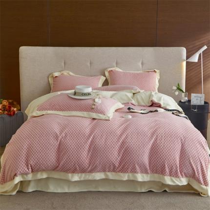 91家纺网 家纺一手货源 找家纺 名品优仓 2022新款加厚雕花绒系列四件套-都市生活 幻想粉