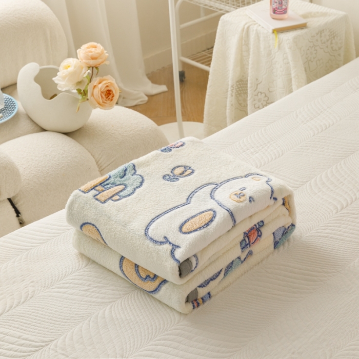91家纺网 家纺一手货源 找家纺 慕尚2022新款雪花绒毛毯印花牛奶绒盖毯沙发午睡毯子动物巴士