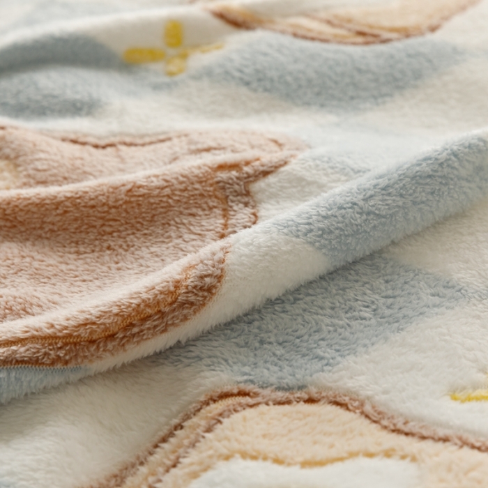 91家纺网 家纺一手货源 找家纺 慕尚2022新款雪花绒毛毯印花牛奶绒盖毯沙发午睡毯子甜蜜小熊