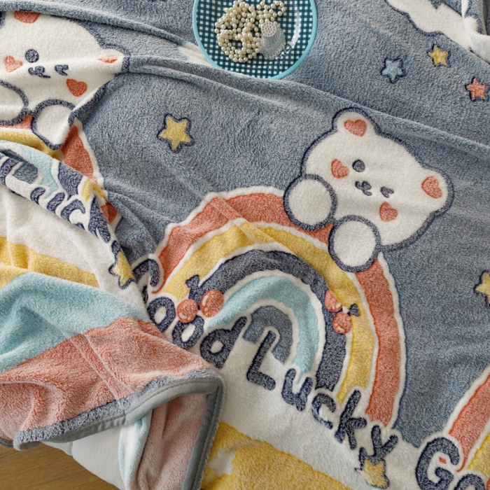 91家纺网 家纺一手货源 找家纺 慕尚2022新款雪花绒毛毯印花牛奶绒盖毯沙发午睡毯子幸运小熊