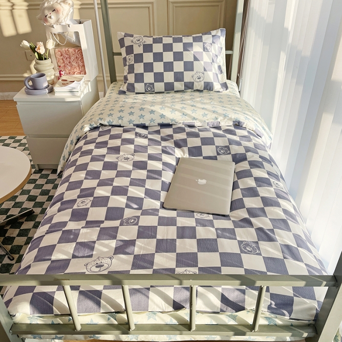 91家纺网 家纺一手货源 找家纺 千朵 2022新款正宗13372全棉学生三件套套装 笨笨熊