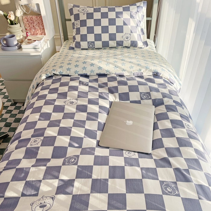 91家纺网 家纺一手货源 找家纺 千朵 2022新款正宗13372全棉学生三件套套装 笨笨熊