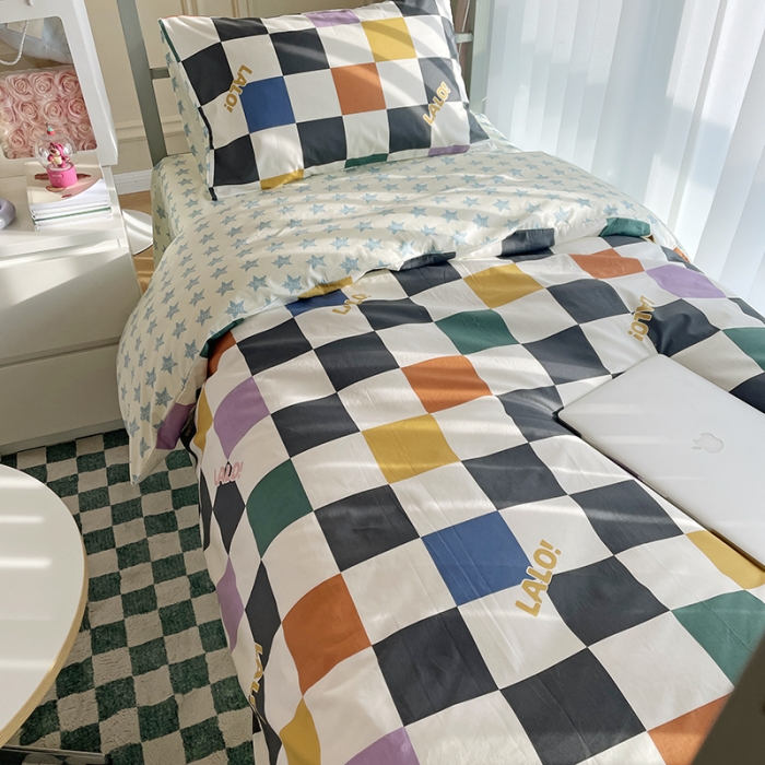 91家纺网 家纺一手货源 找家纺 千朵 2022新款正宗13372全棉学生三件套套装 彩格