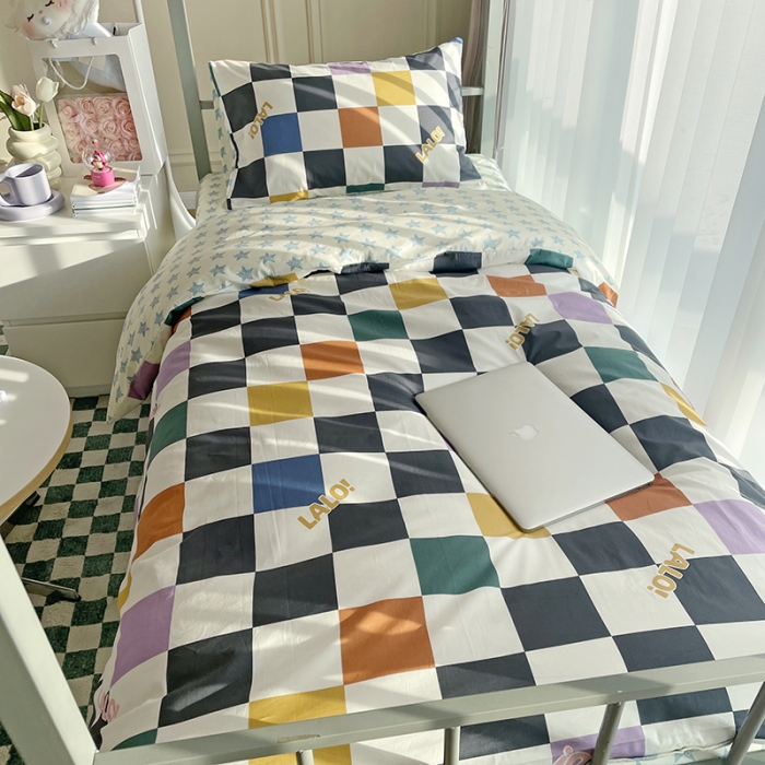 91家纺网 家纺一手货源 找家纺 千朵 2022新款正宗13372全棉学生三件套套装 彩格