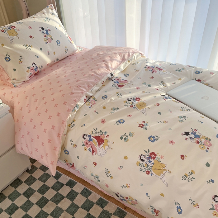 91家纺网 家纺一手货源 找家纺 千朵 2022新款正宗13372全棉学生三件套套装 梦幻格林