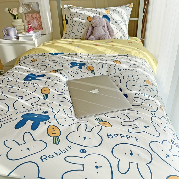 91家纺网 家纺一手货源 找家纺 千朵 2022新款正宗13372全棉学生三件套套装 皮皮兔