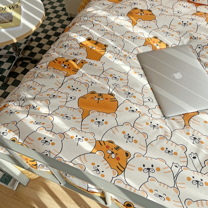 91家纺网 家纺一手货源 找家纺 千朵 2022新款正宗13372全棉学生三件套套装 小萌虎