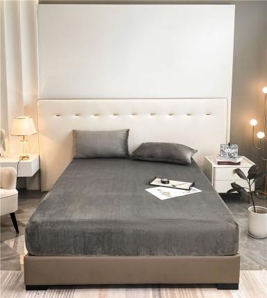 91家纺网 家纺一手货源 找家纺 （总）古吉梦 2022年新款牛奶绒纯色床笠三件套