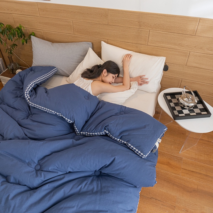 91家纺网 家纺一手货源 找家纺 子由 2022新款无印风棋盘格立体边冬被 棋盘格-牛仔蓝