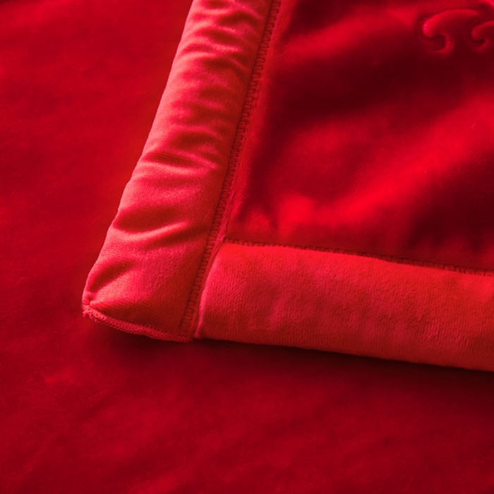 91家纺网 家纺一手货源 找家纺 （总）新款压花毛毯毯子