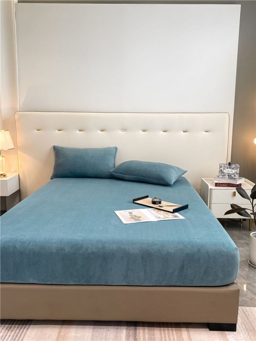 91家纺网 家纺一手货源 找家纺 古吉梦 2022年新款牛奶绒纯色床笠三件套 牛奶绒床笠-宾利蓝