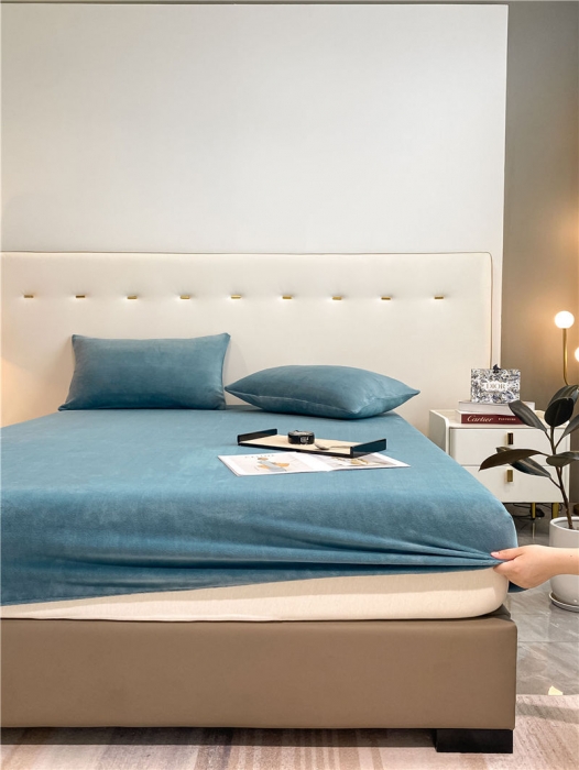 91家纺网 家纺一手货源 找家纺 古吉梦 2022年新款牛奶绒纯色床笠三件套 牛奶绒床笠-宾利蓝